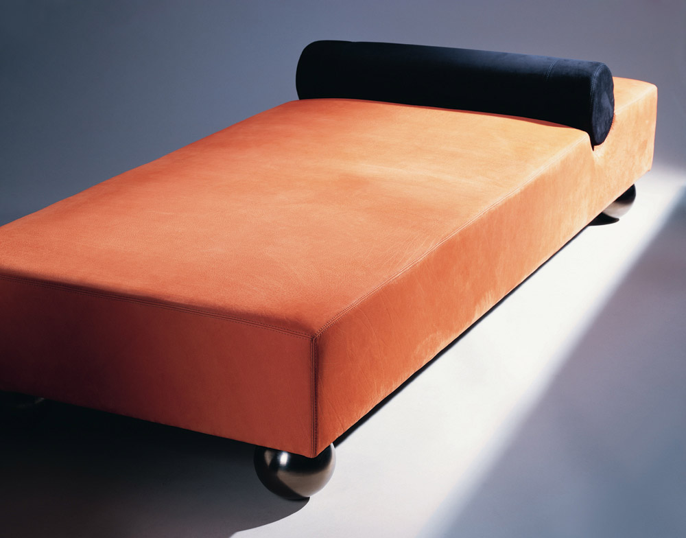 Custom furniture design luxury seating meridienne psy orange black leather