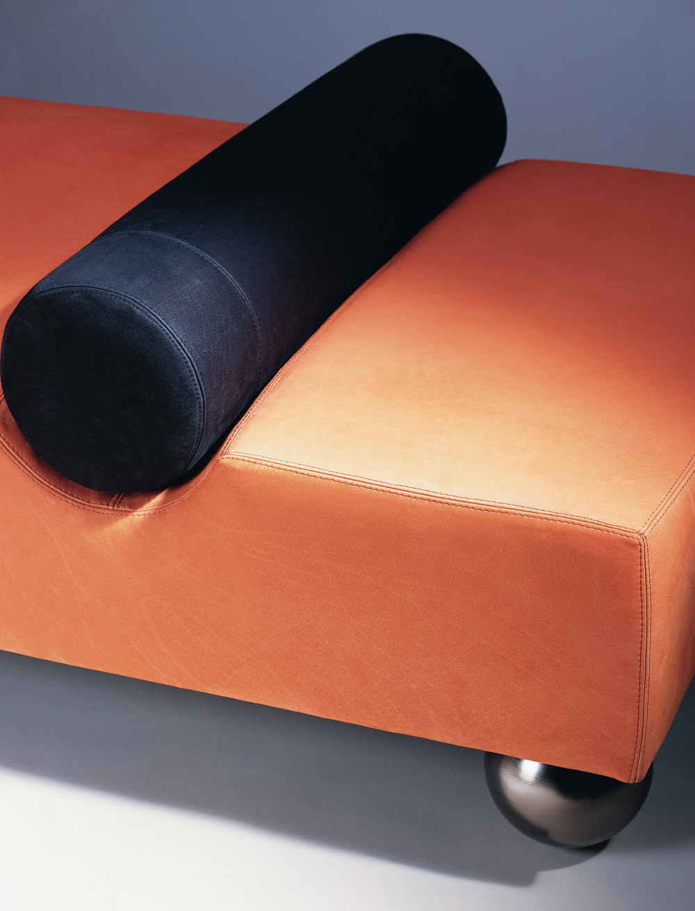 Custom furniture design luxury seating meridienne psy orange black leather close up